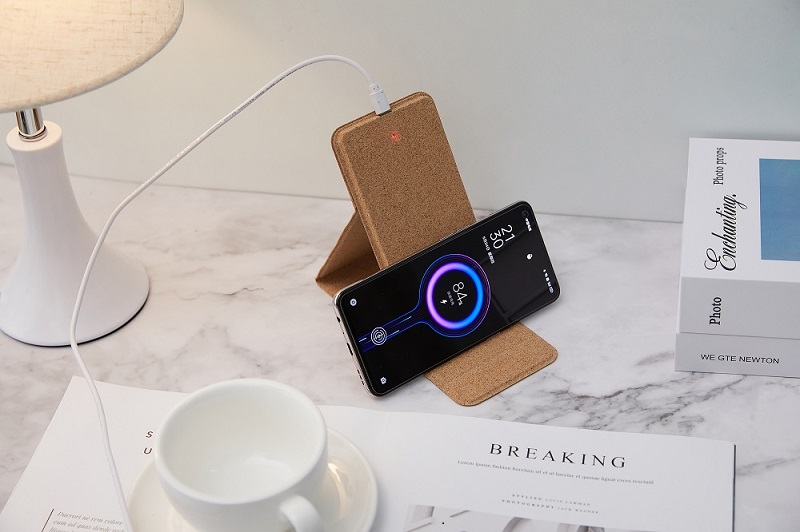 CM1030-Cork Wireless Charger Stand (3).jpg